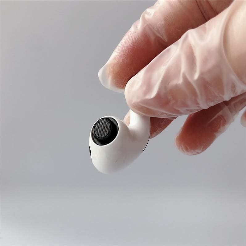 Airpods Pro 1:1 with wireless charging case